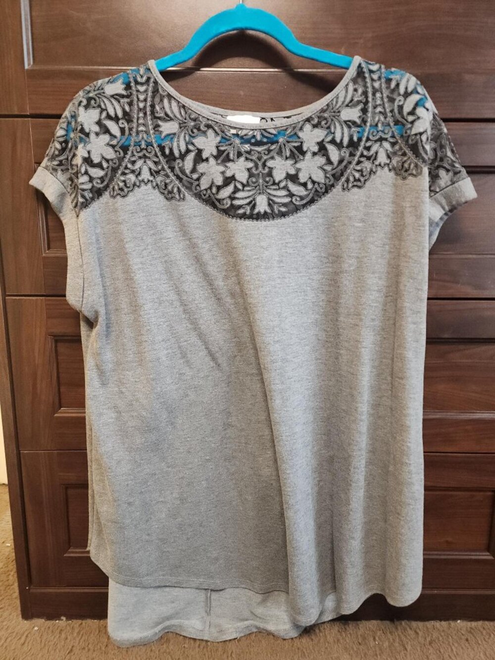 Women's grey lace top, Ava & Viv